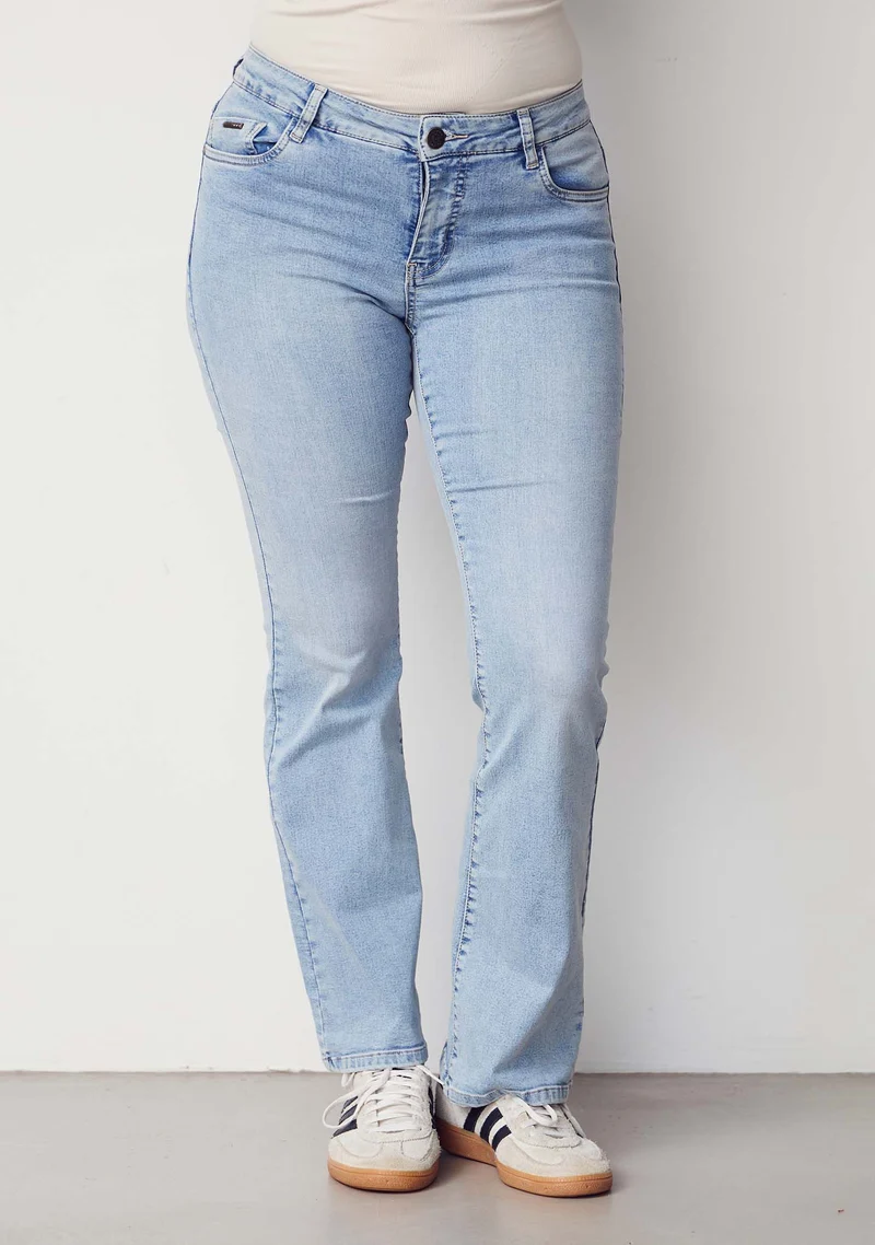 Lido Flare Jeans - Light Denim