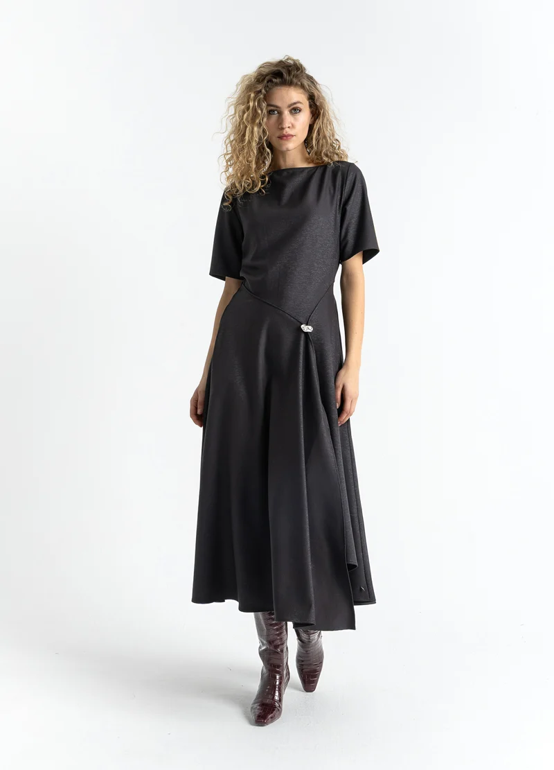 DRAPERAD GLITTRIG KLÄNNING - Black