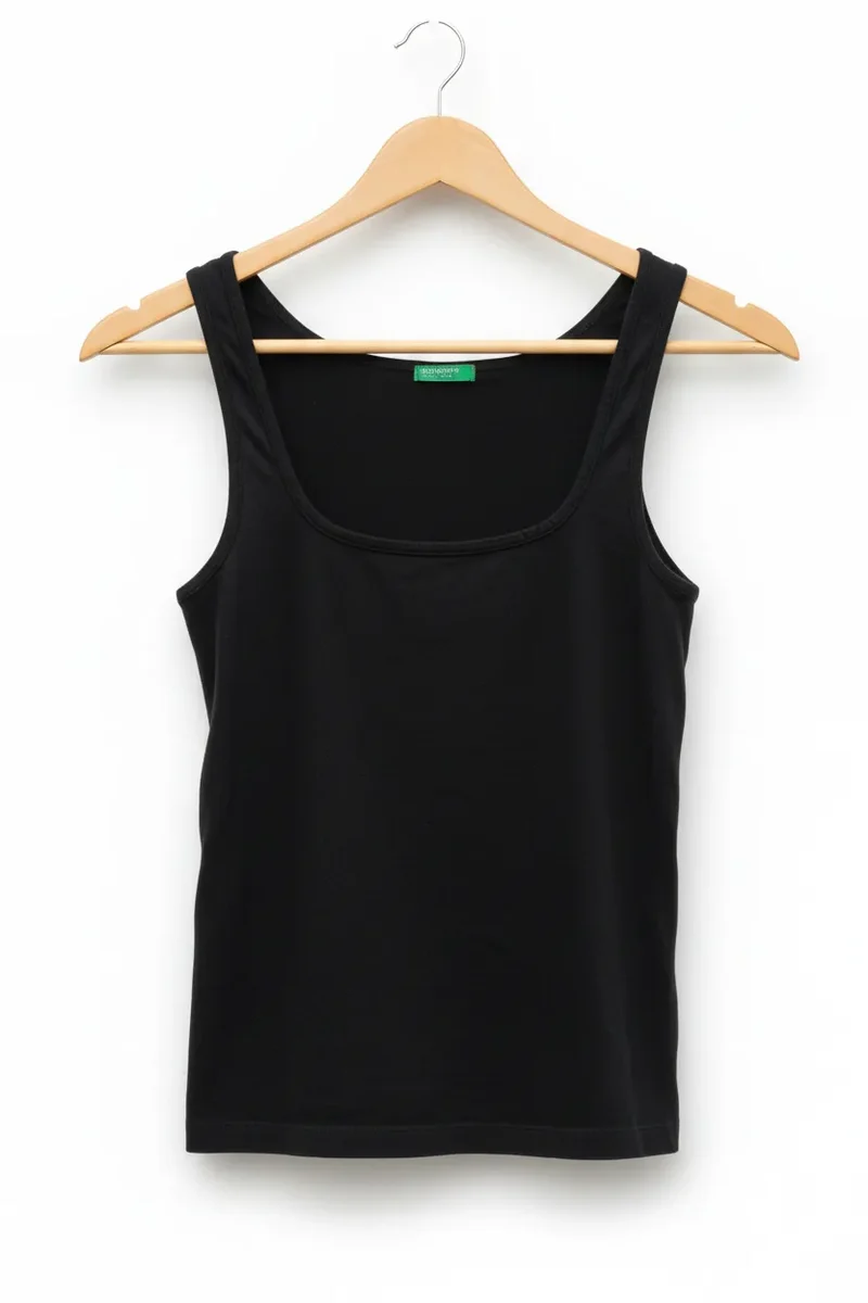 United Colors of Benetton svart linne