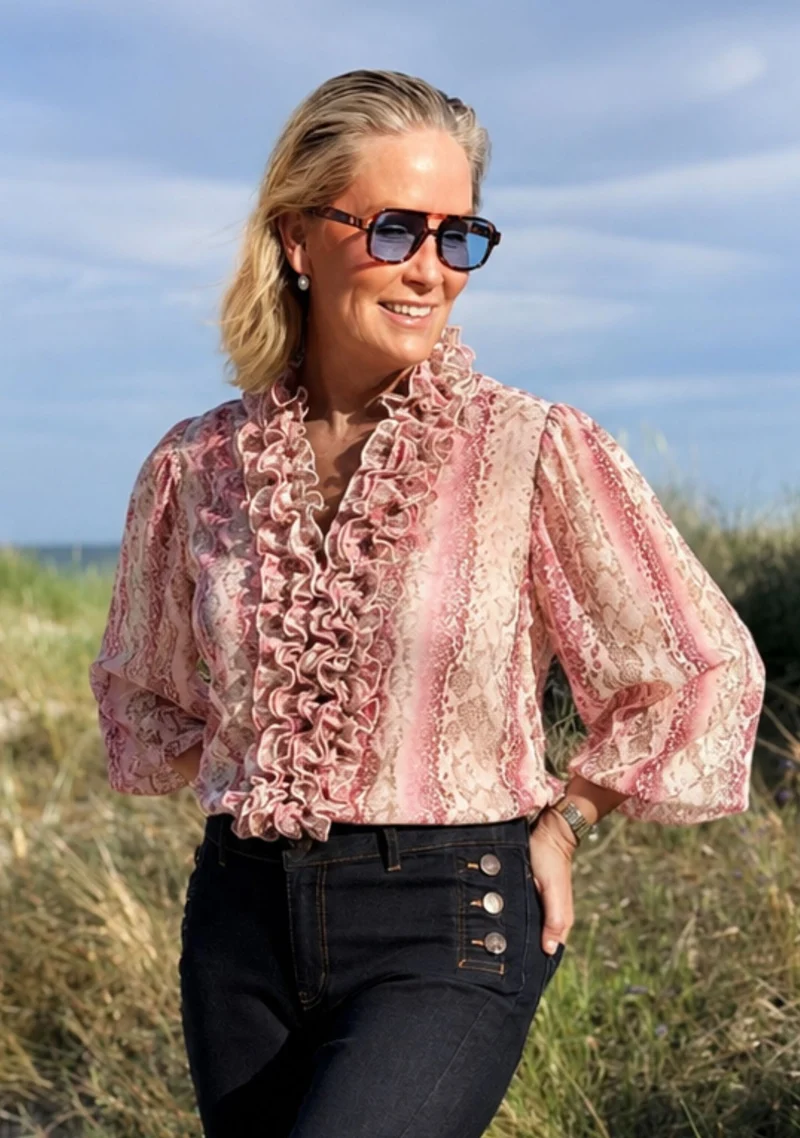 Vibse Ruffle Blouse - Rose Snake