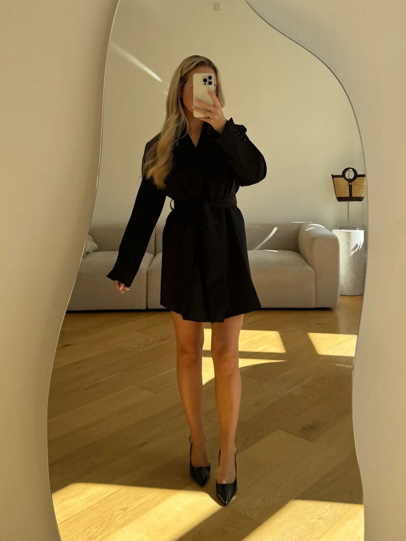 Elsa blazerkjole sort