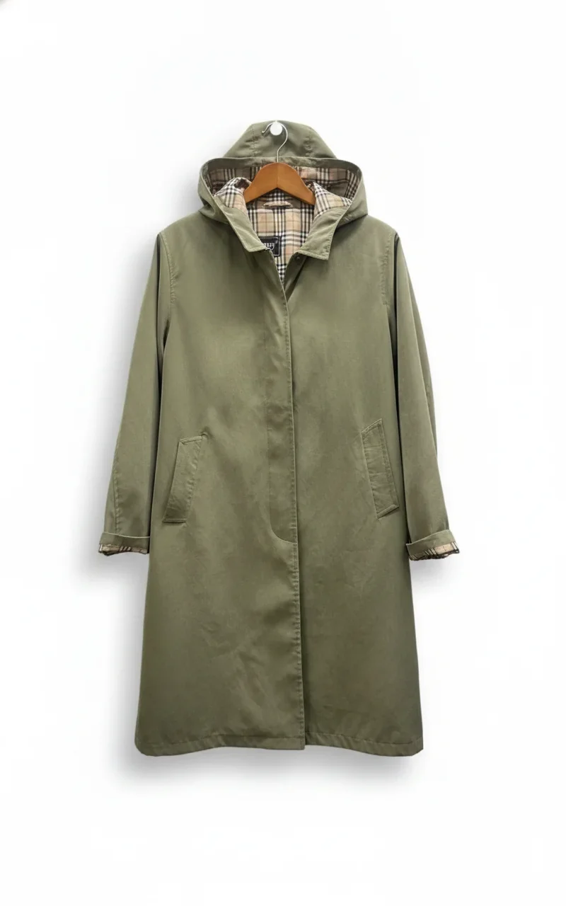 Burberry olivgrön huva kappa