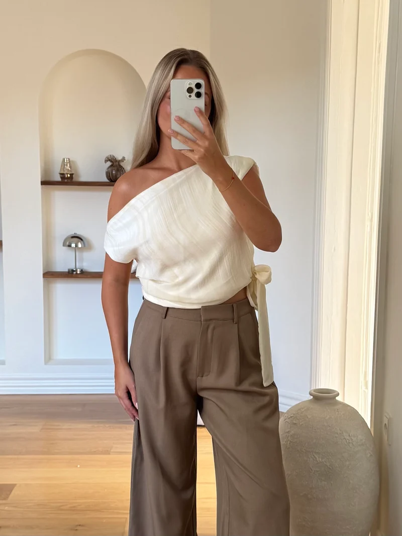 Amy top beige