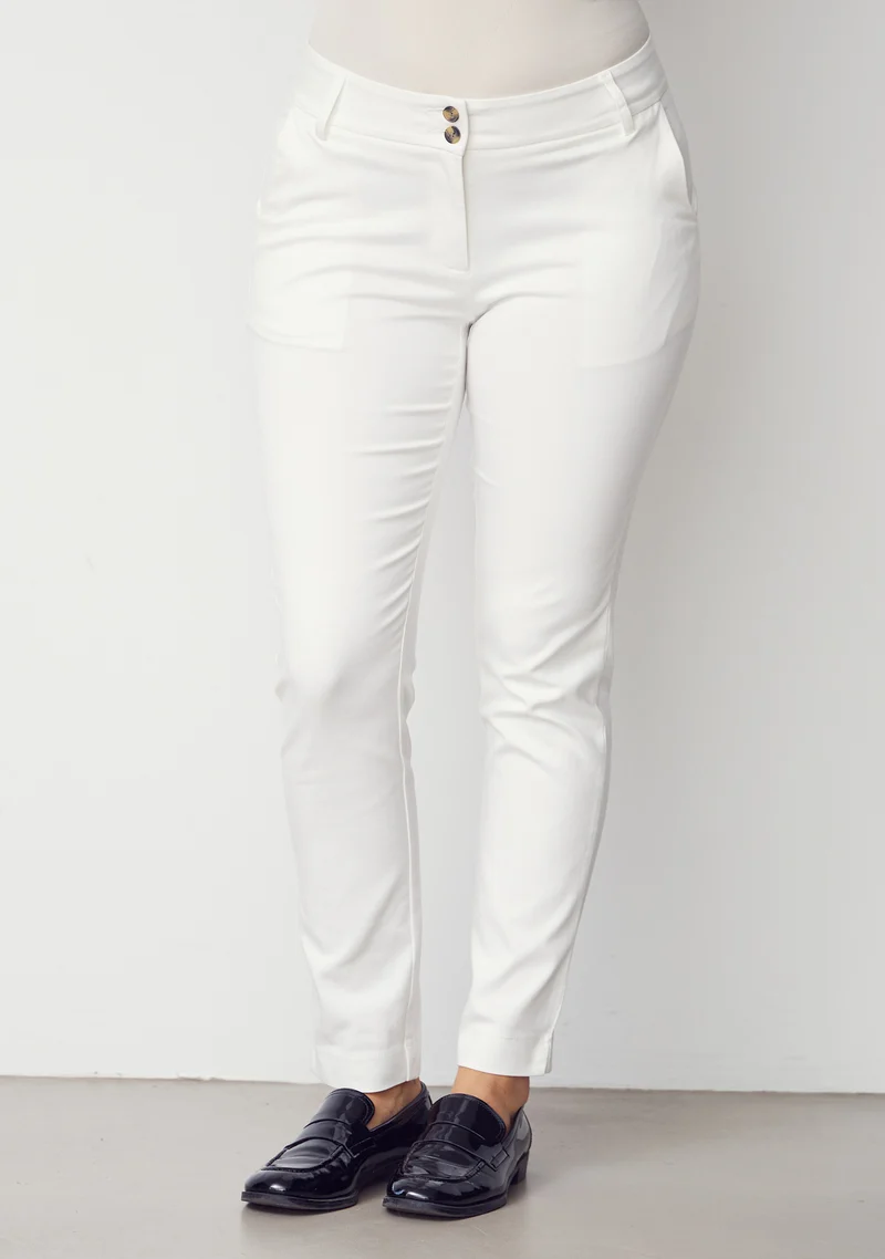 Isay Chino Pant - Long Broken White