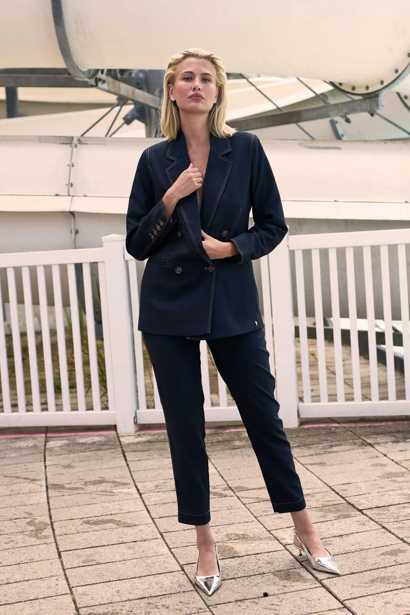 Coster Sports Club Look 6