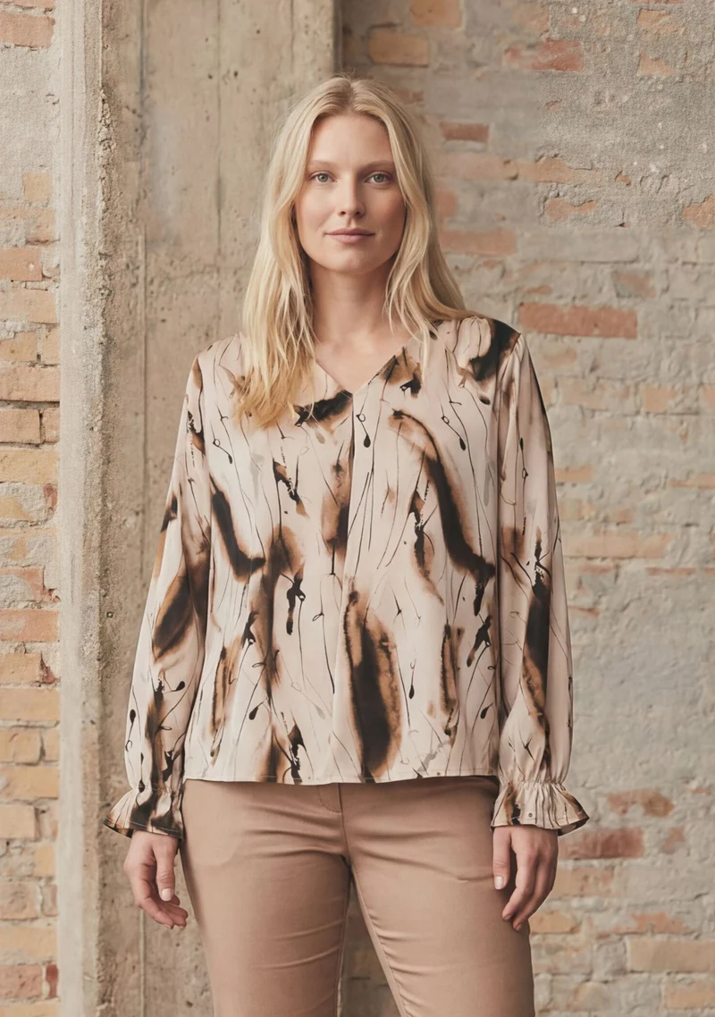 Venessa Blouse - Camel Drawing
