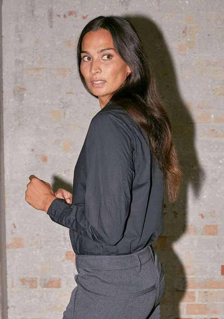 Bellis Classic Shirt - Black