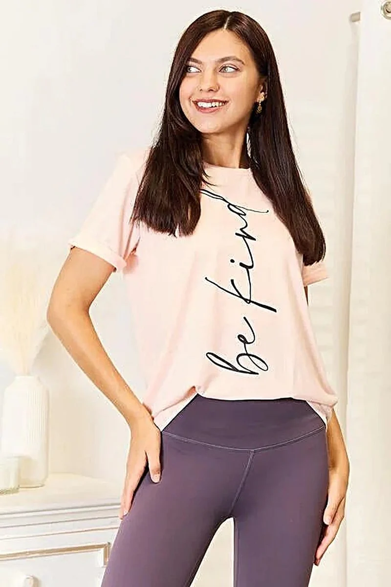 BE KIND Grafisk Rundhalsad T-shirt - Snygg Medkännande T-shirt i Plusstorlekar och Normalstorlekar