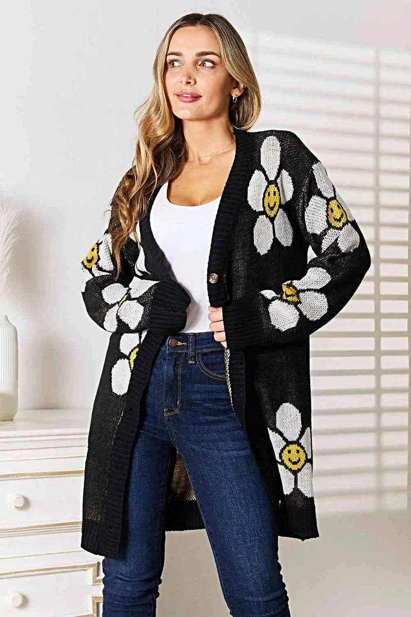 Blommig lång kofta - Elegant knäppning, ribbad detalj och måttlig stretch
