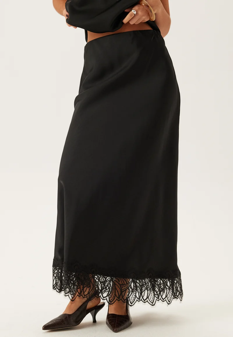 Vilea Ankle Skirt