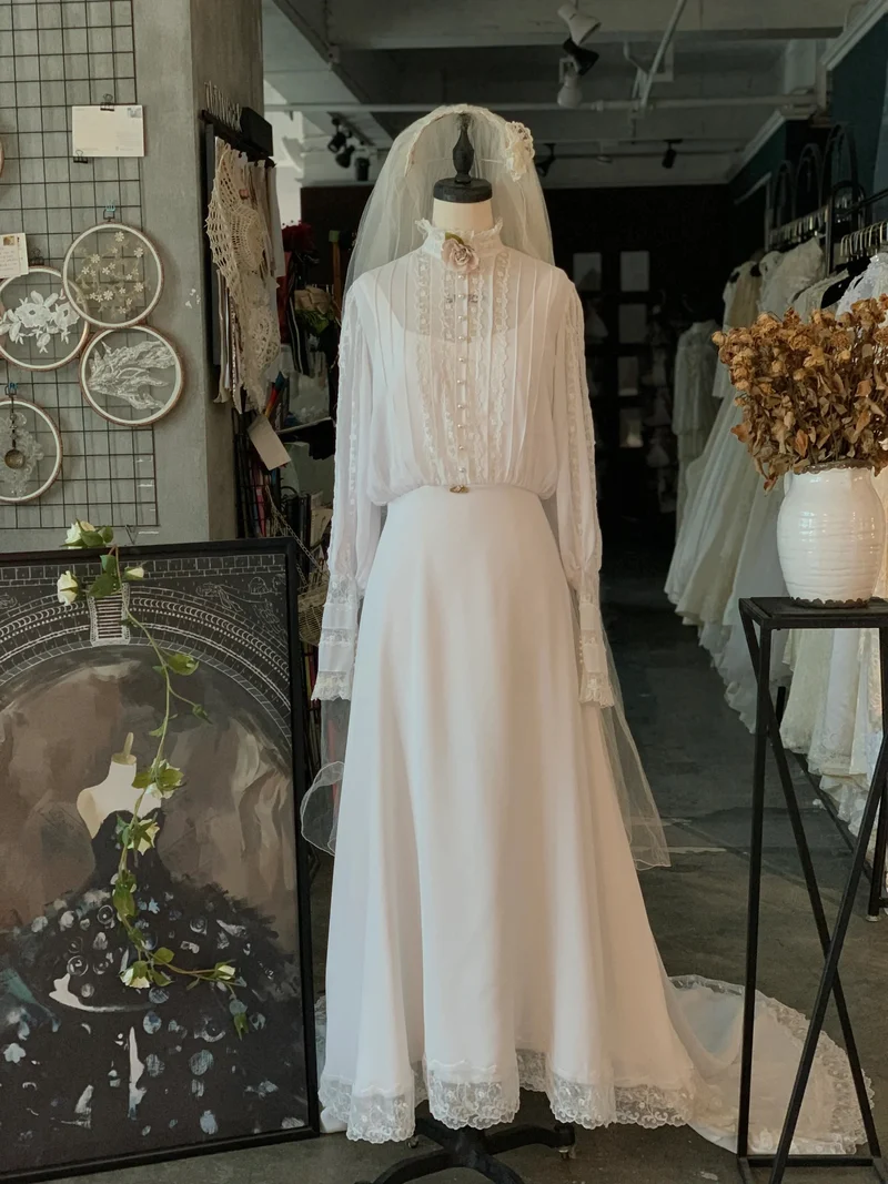 Chiffong Modest Vintage Bröllopsklänning med långa ärmar