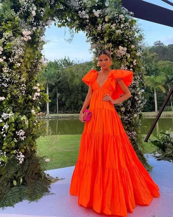 Fantastisk orange elegant balklänning för kvinnors fester