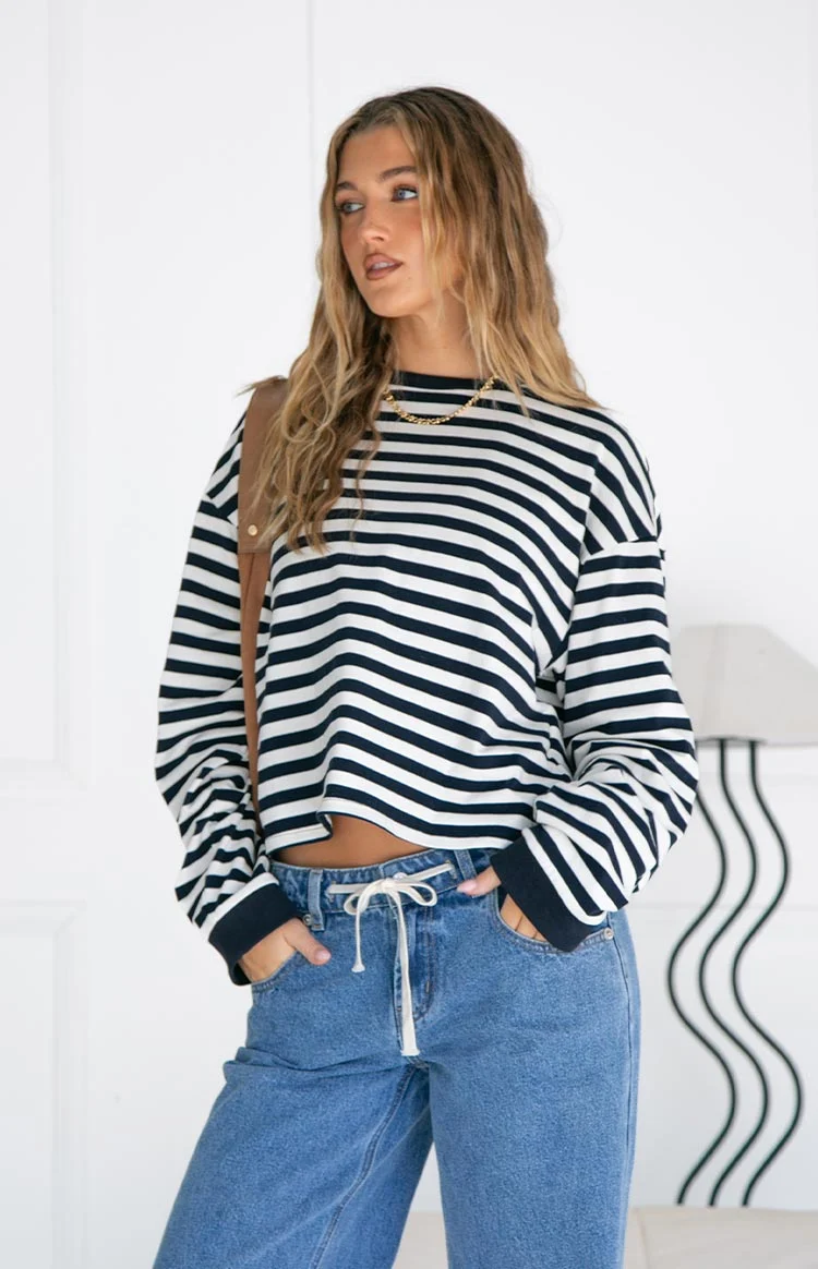 Sophie | Avslappnad Marinblå Långärmad Topp