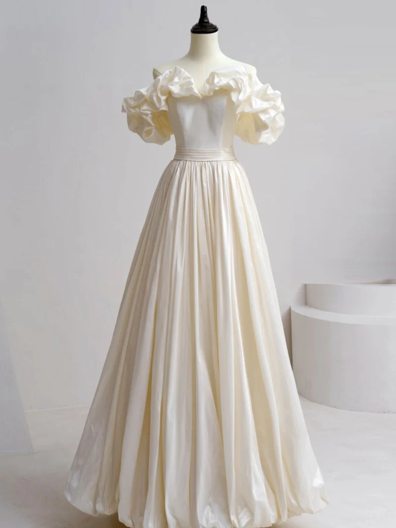 A-Line Off Shoulder Beige Taft Långa Balklänningar | Beige högtidlig aftonklänning