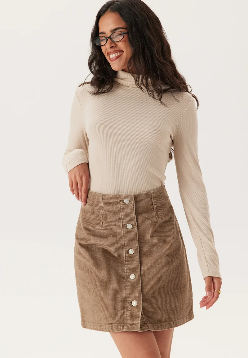 Vmetta Hr Short Cord Skater Sk