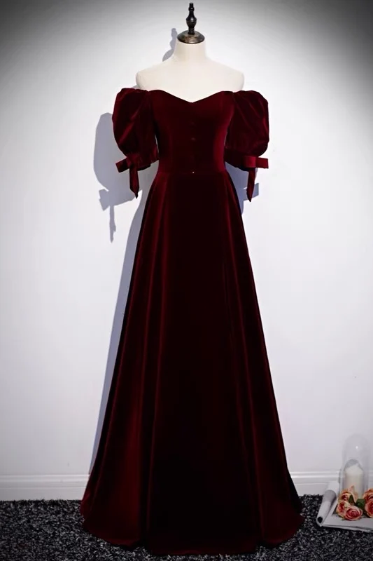 Burgundy Velvet balklänning med bubbelärmar