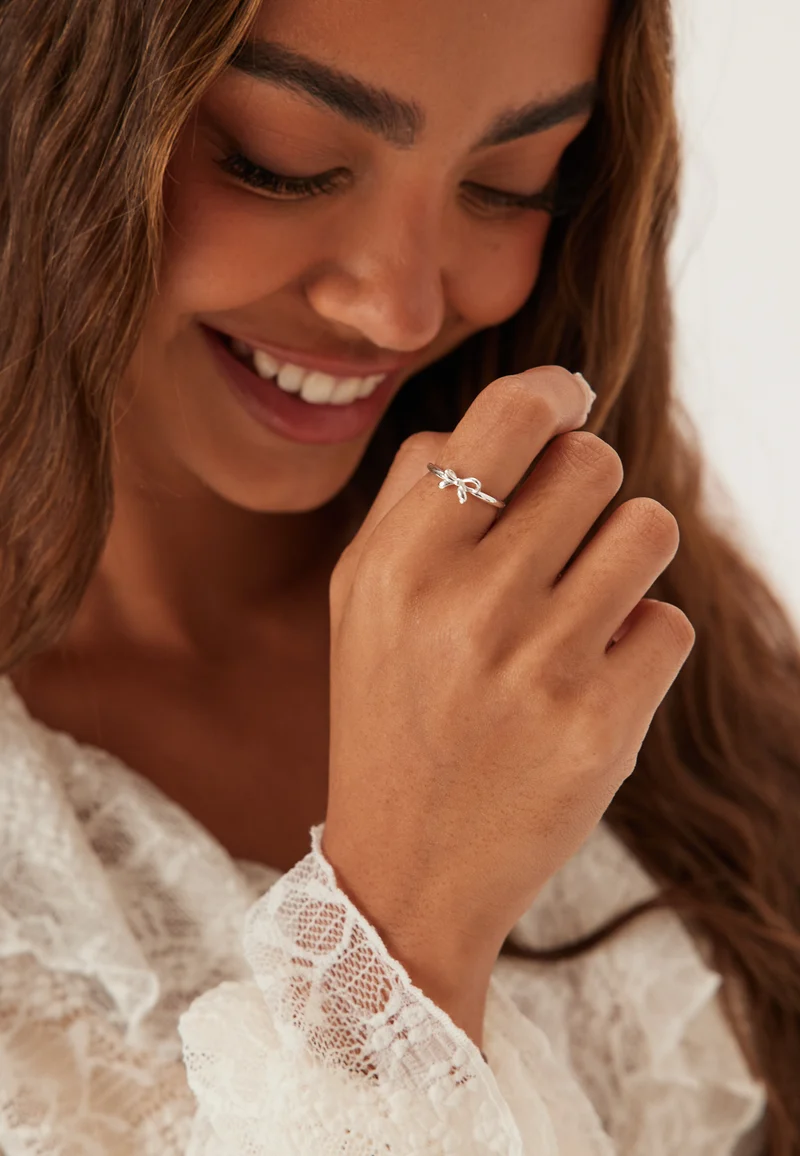 Lulu Bow Stack Ring Silver-pla
