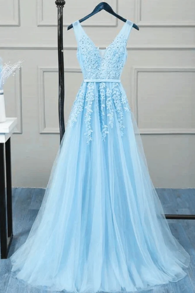 Romantisk Tyll Spets V Baksida Himmelsblå Se Through Prom Dress Högtidsklänning