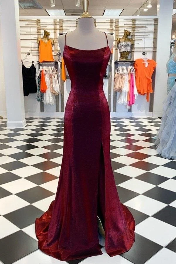 Burgundy balklänning med slits rygglös balklänning Burgundy högtidsklänningar