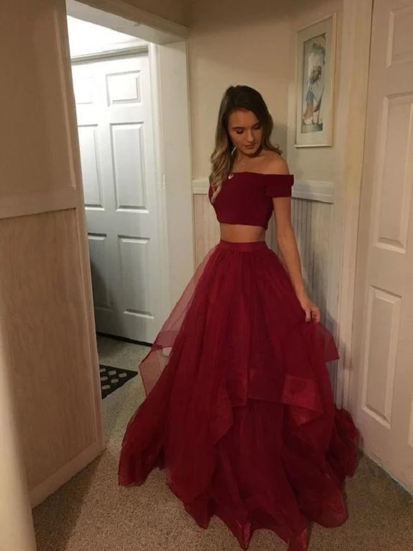Burgundy Off Shoulders Långa tvådelade balklänningar i 8:e klass