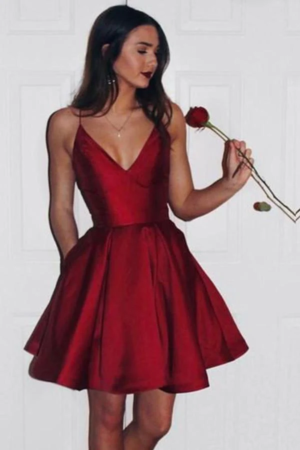 Burgundy Kort Spaghetti Strap V-ringad balklänning