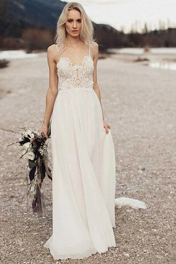 Boho Beach Chiffon Flowy Spaghetti Straps Backless Bröllopsklänning