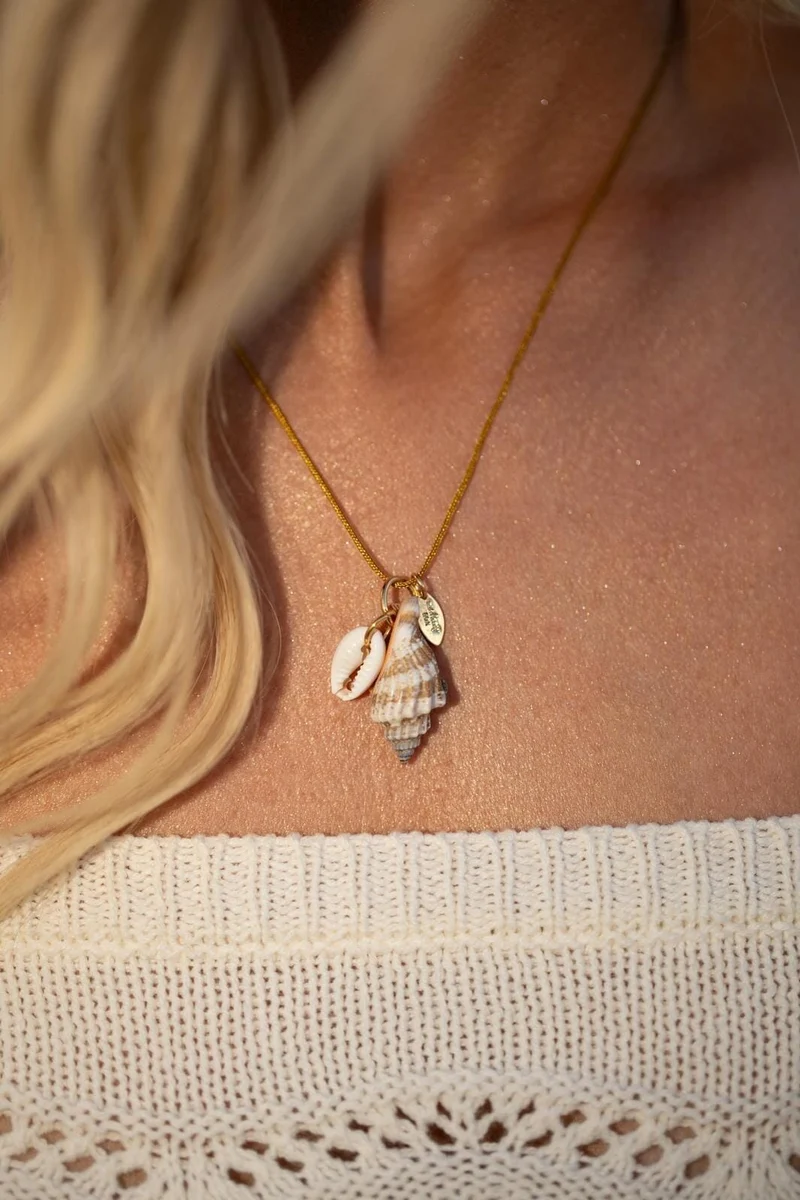 Förbeställning - Rooted - Rikke May Necklace - Forgyldt