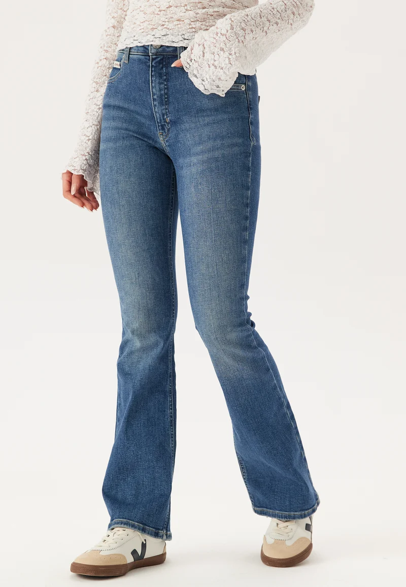Skinny Bootcut