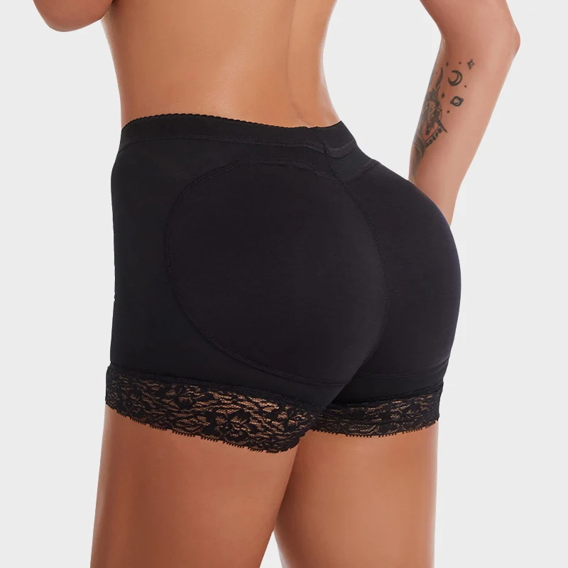 Liten short under klänning
