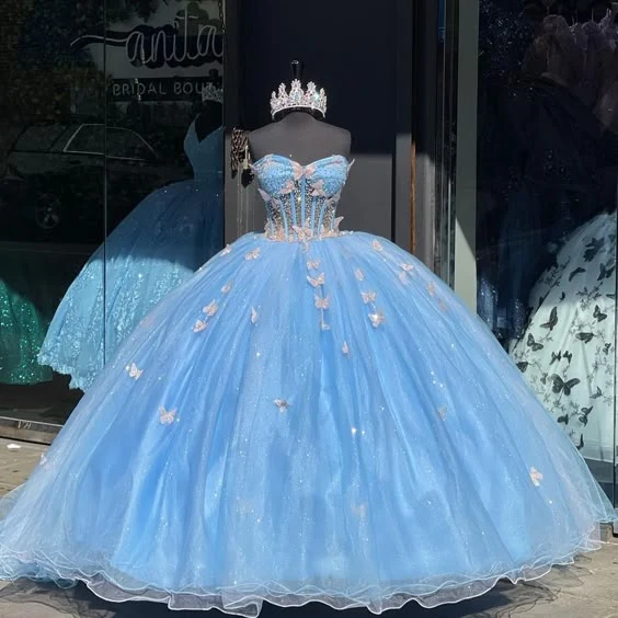 Himmelsblå 3D Fjärilsklänning för Quinceañera-balen med 16-årslöften