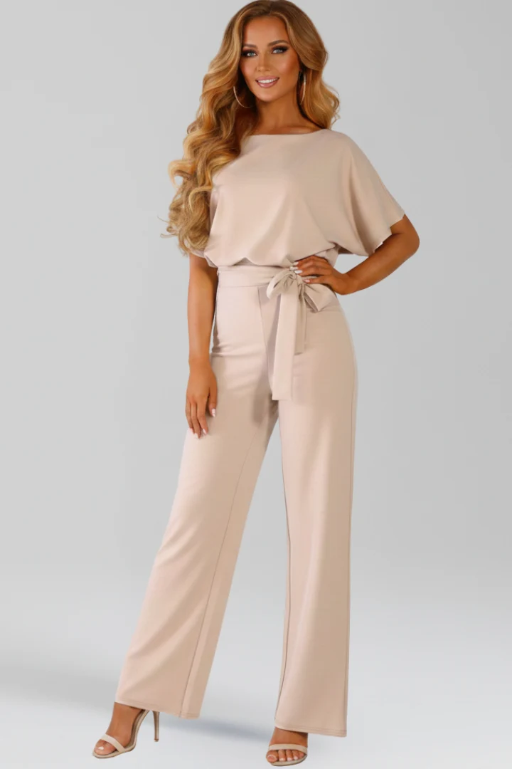 Danielle | Klassisk Jumpsuit Med Knytskärp Och Vida Ben För Dam
