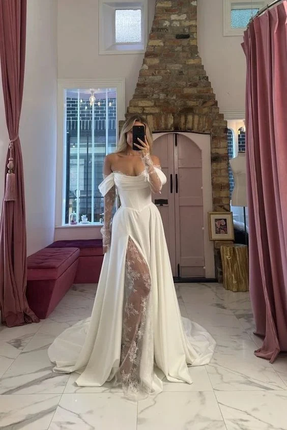 Satin Off-Shoulder Spets Slits Långärmad Korsett Bröllopsklänning
