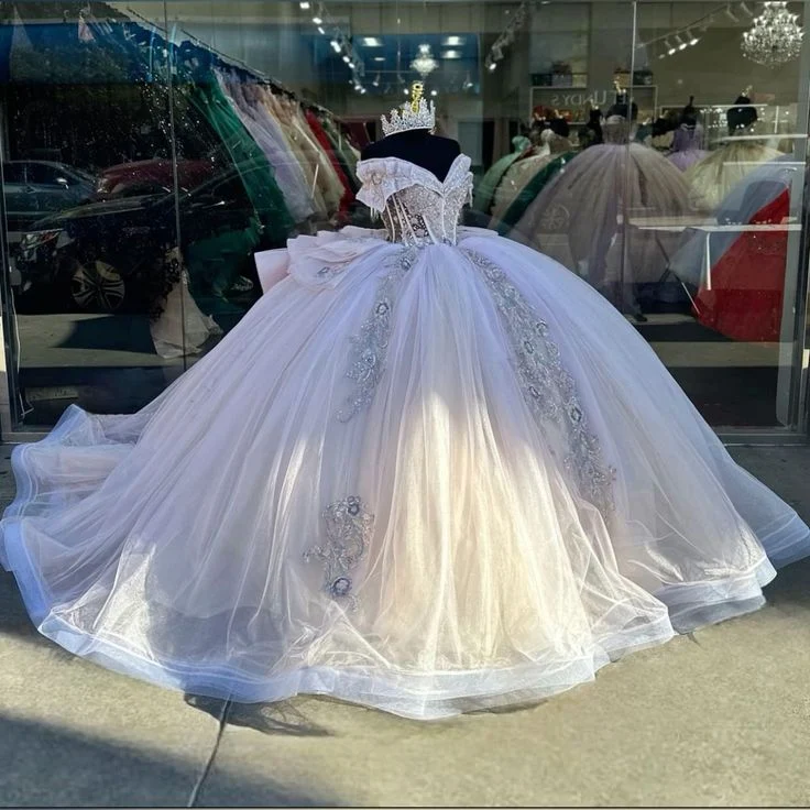 Quinceanera Spets Applikation Paljettpärlor Tyll Balklänning