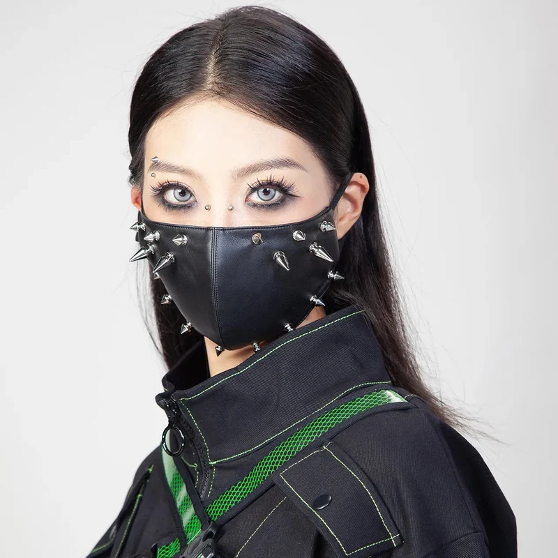 Punk-dubbad konstlädermask för kvinnor