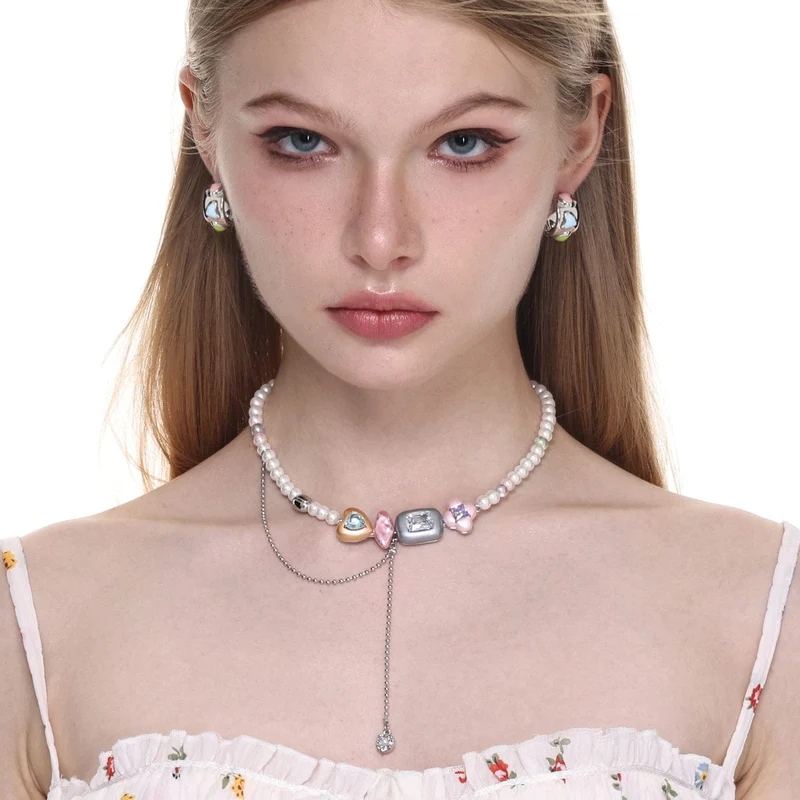 Dam Lolita Oregelbunden Diamante Pearl Necklace