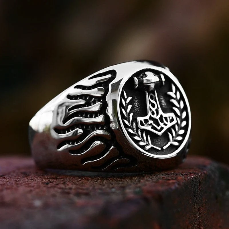 Punk för män Thor's Hammer Fire Ring