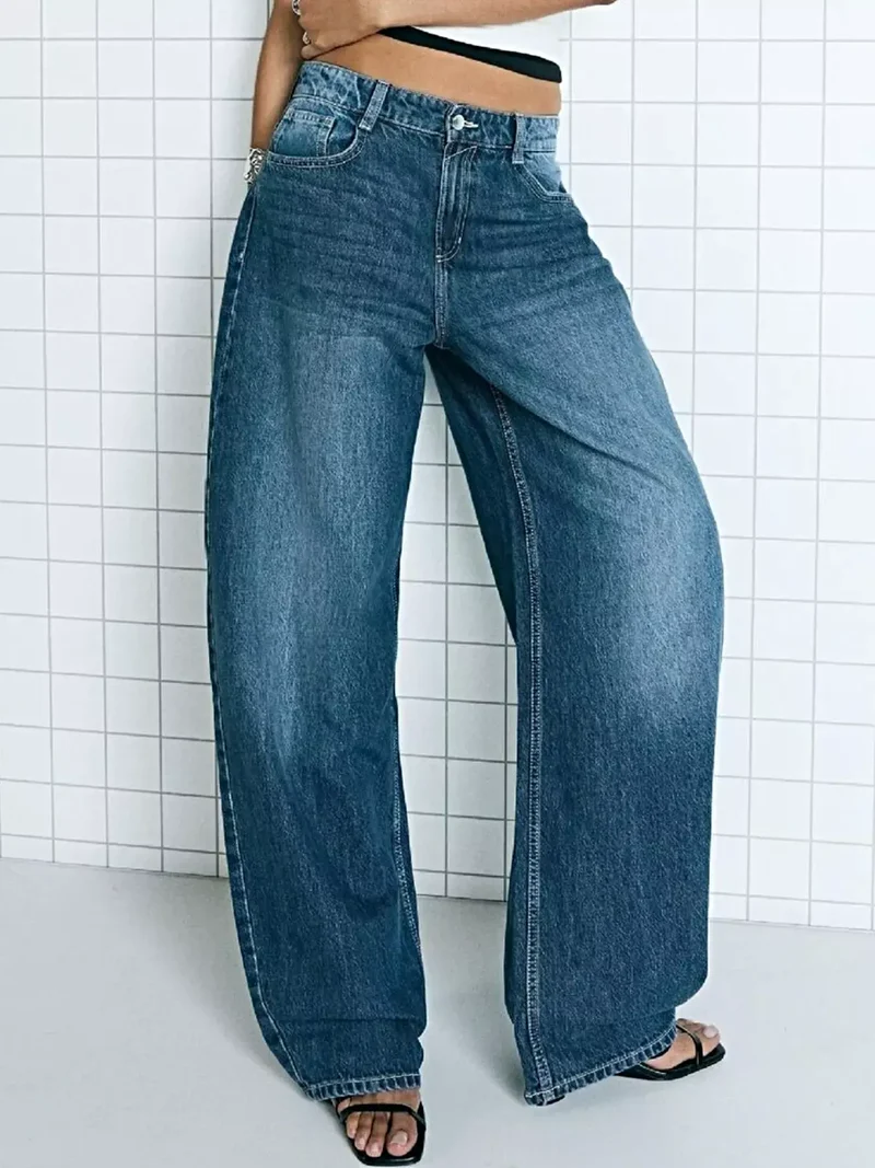 Lyxiga vida jeans i tvättad finish med fickdesign - avslappnad passform