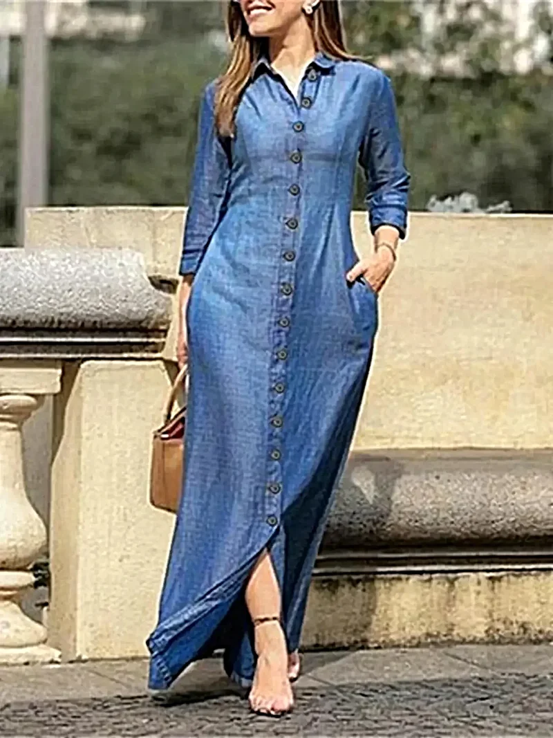 Maxiklänning med knappar, fickor och sidosprund - Denim Elegance