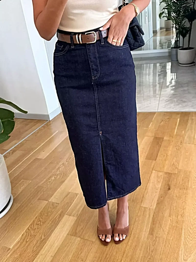 Elegant denimkjol med slits fram och knappdetaljer - Klassisk modell, 85 % bomullsblandning