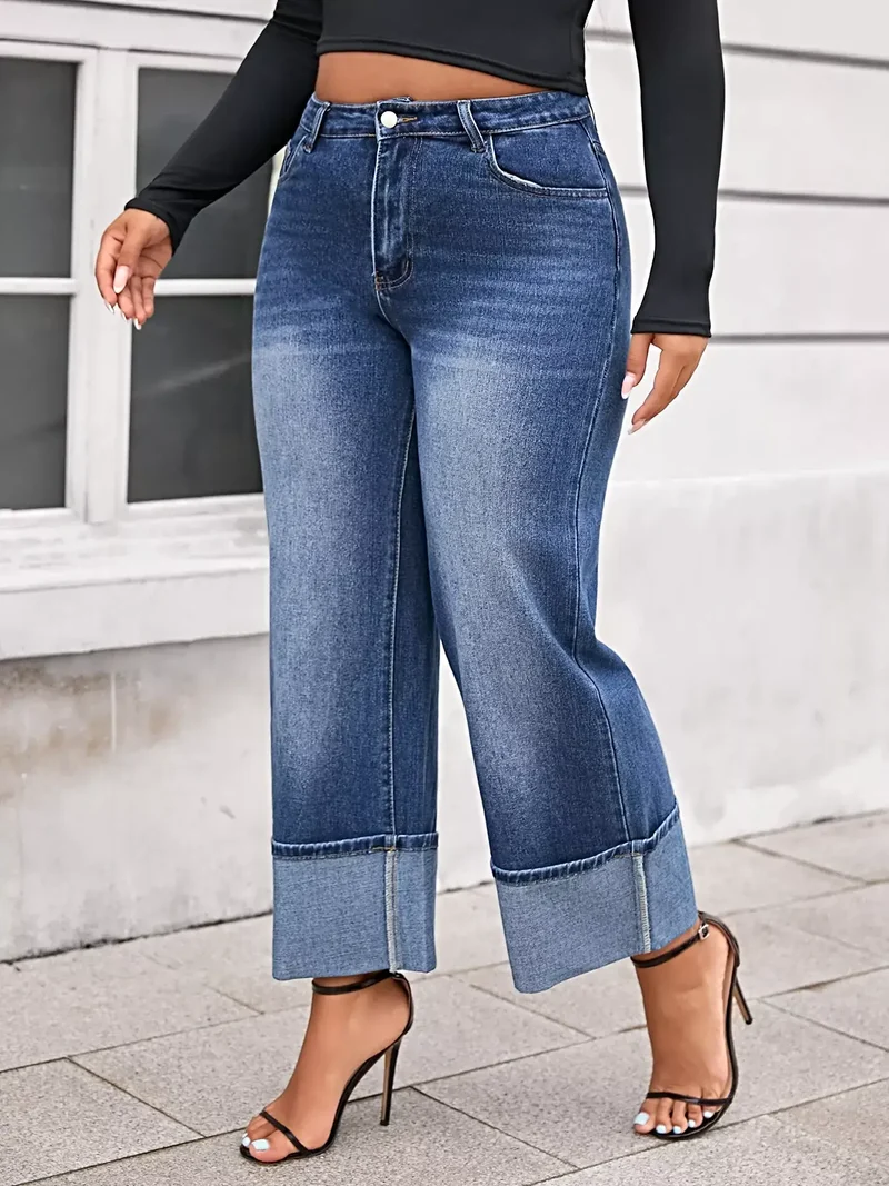 Lyxiga plusstorlek jeans med vida ben, hög midja och mudd - lätt stretchig komfort