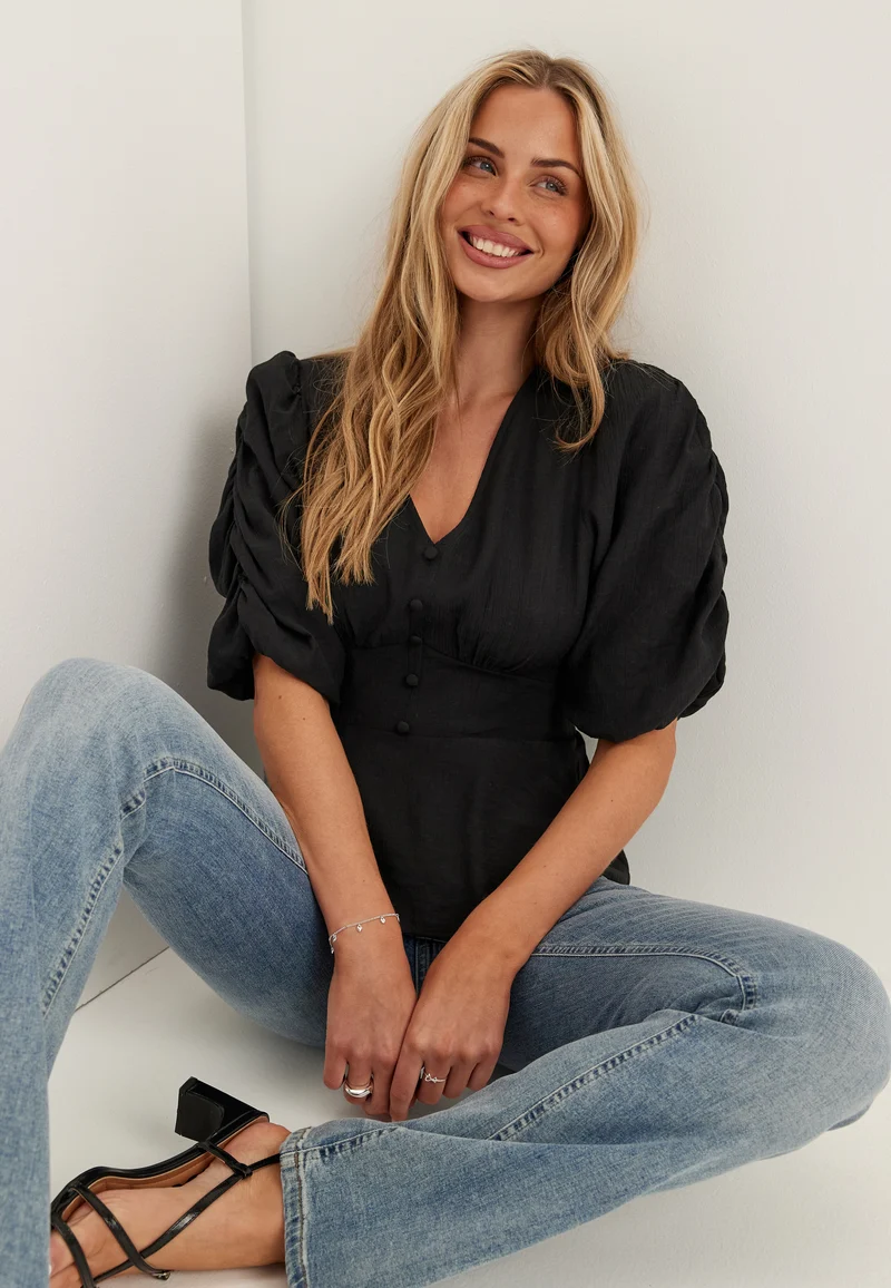Short Sleeve Puff Blouse