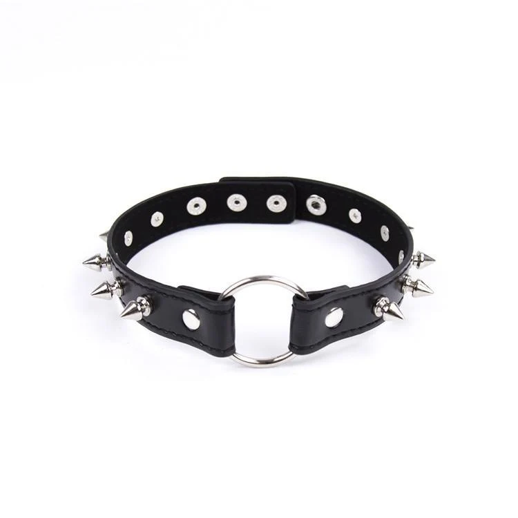 Punk O-ring Choker för kvinnor med nit