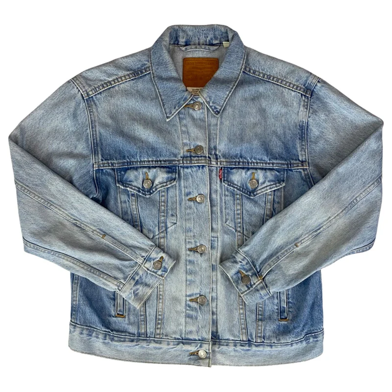 LEVIS PREMIUM BIG E RED TAB TYPE 3 TRUCKER DENIM JACKET WITH CHENILLE PATCH 36”S