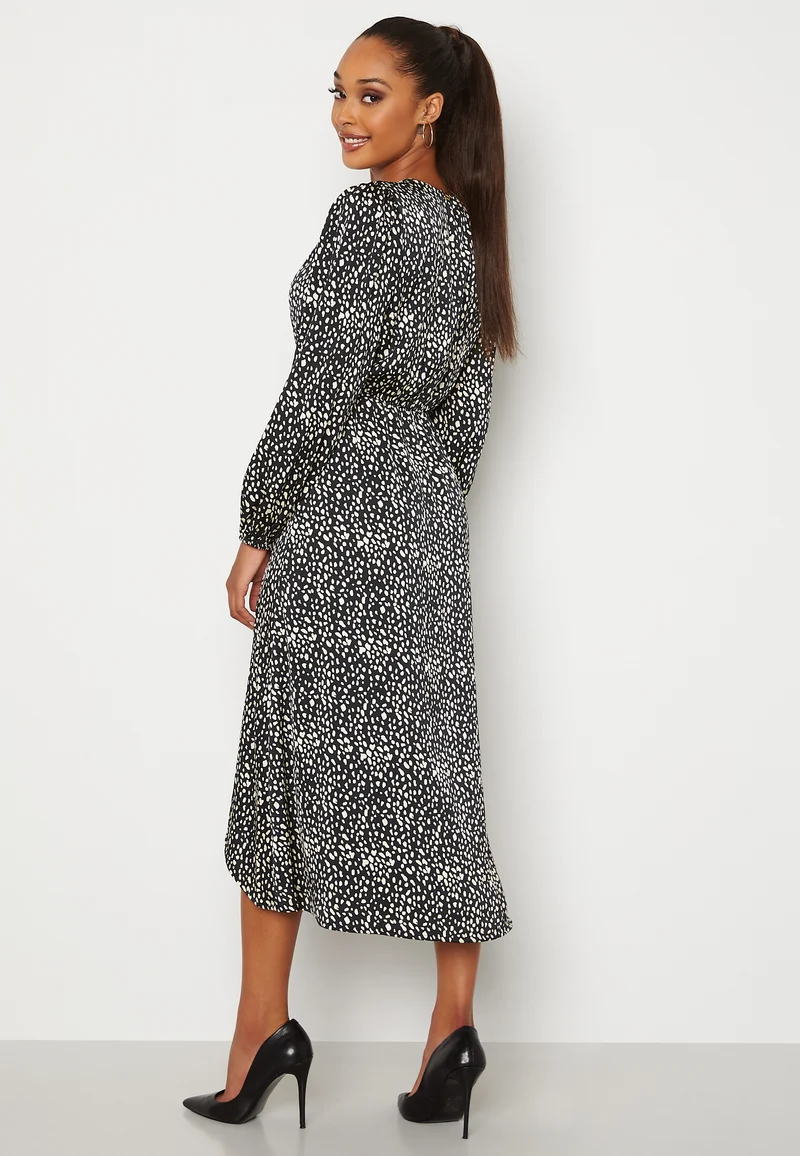 Terezia wrap dress