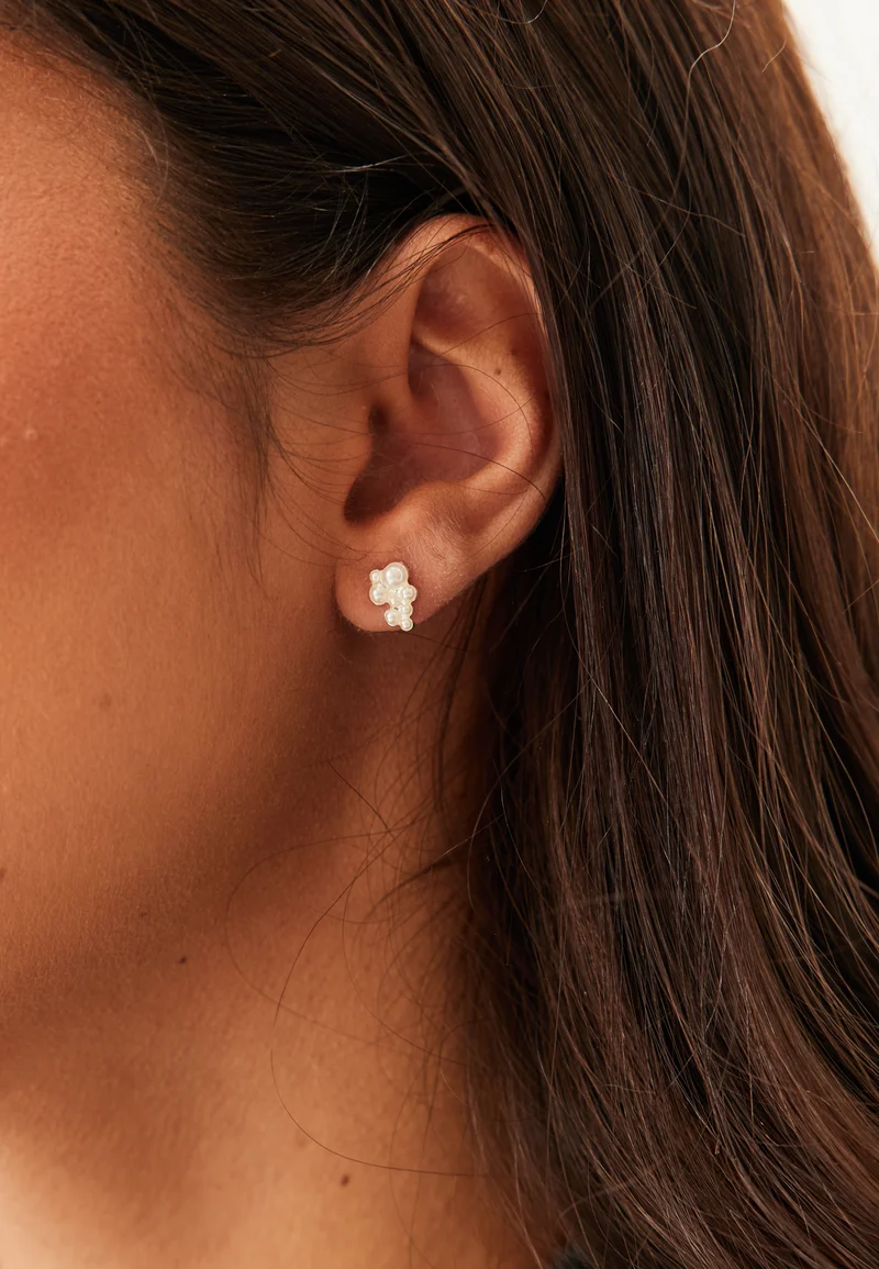 Relando Pearl Earrings Silver-