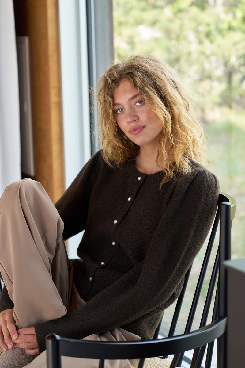 Neo Noir - Nuna Knit Cardigan 162242 - 210 - Brown