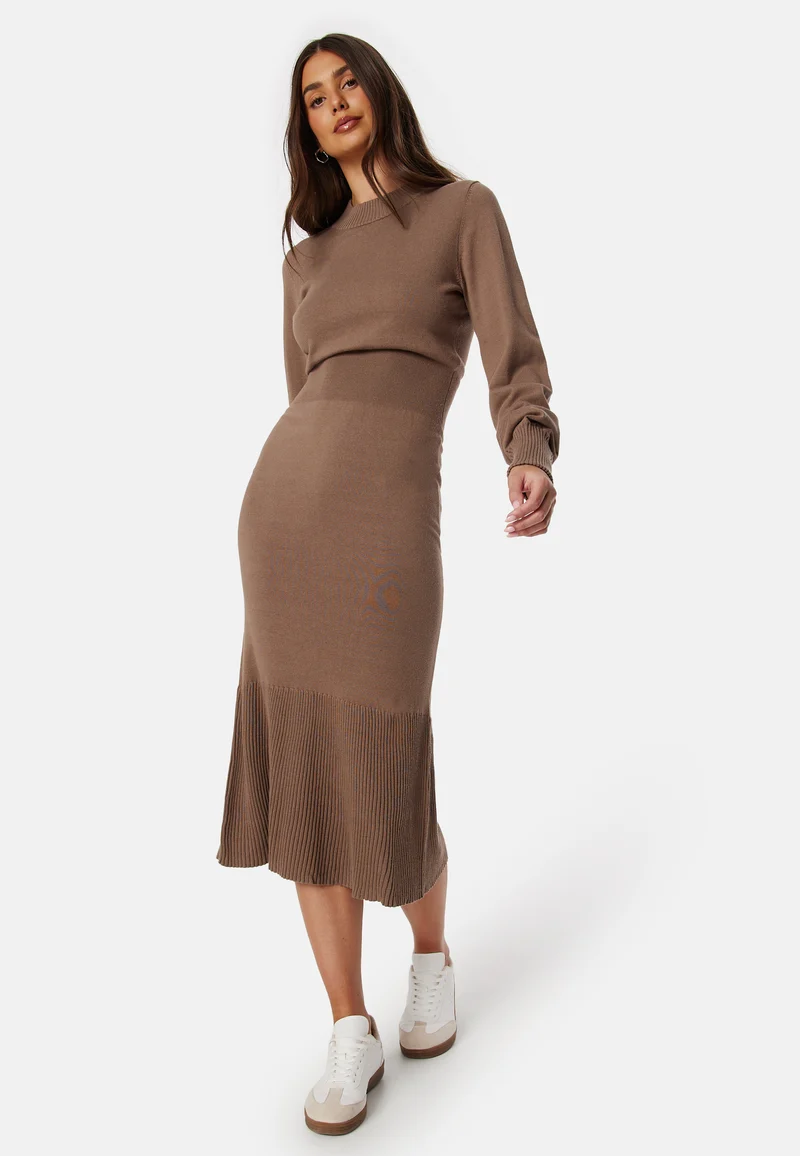 Fine Knitted Turtle Neck Dress
