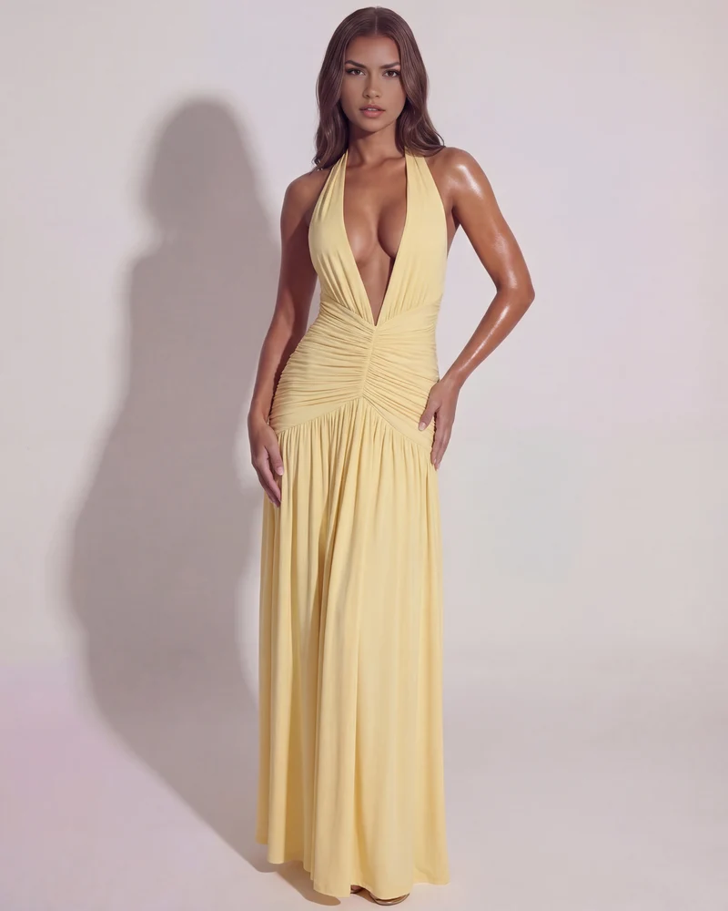 Mia | Elegant Maxi Klänning med Halterneck