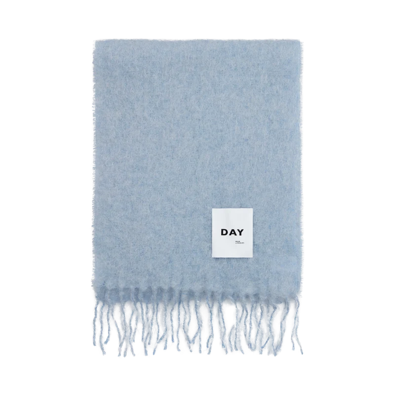 Regina - Fluffy Days - Blue