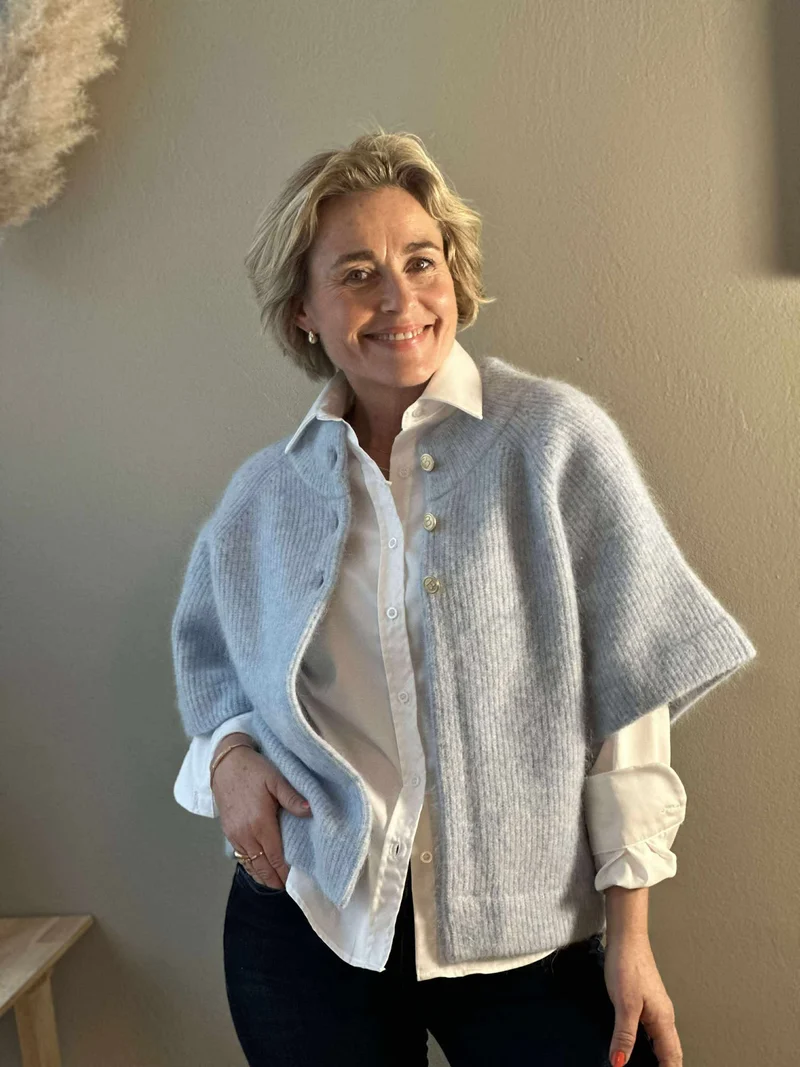 Vilanie Cardigan